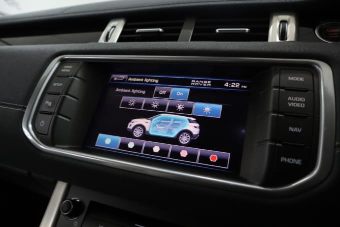 2025 Land Rover Range Rover Evoque