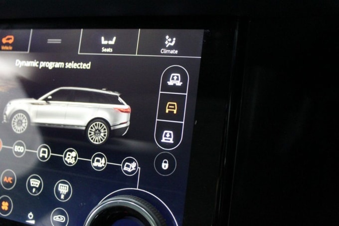 2025 Land Rover Range Rover Velar