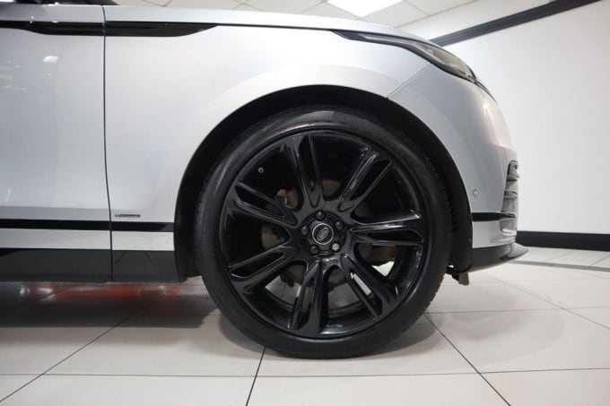 2025 Land Rover Range Rover Velar