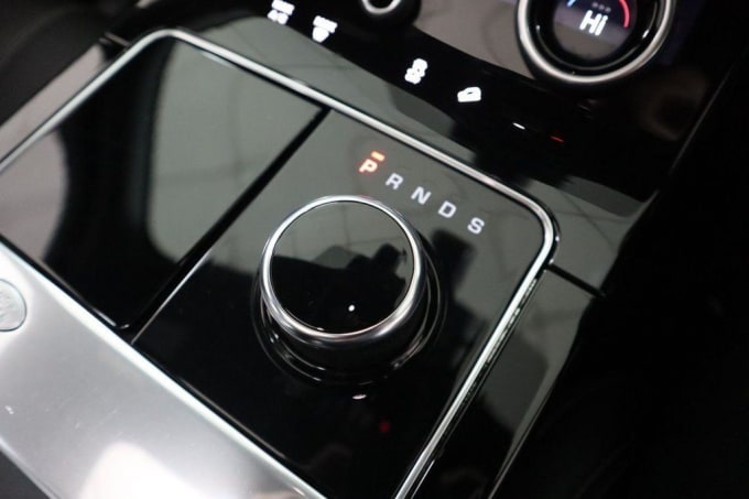 2025 Land Rover Range Rover Velar