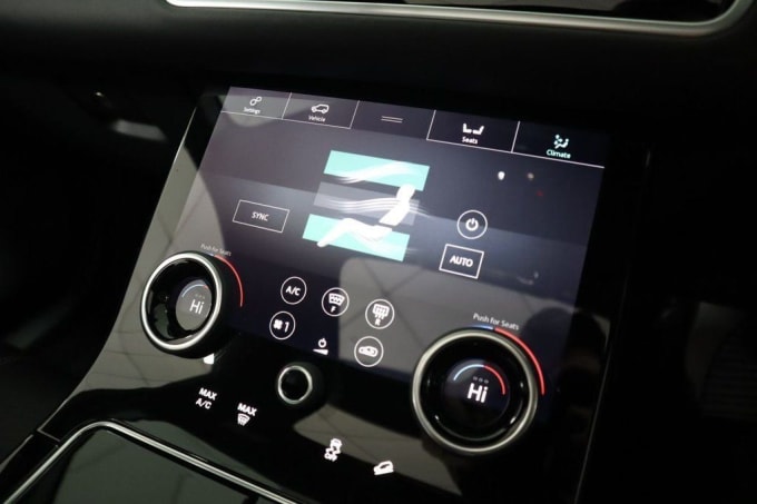 2025 Land Rover Range Rover Velar