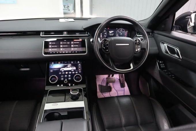 2025 Land Rover Range Rover Velar