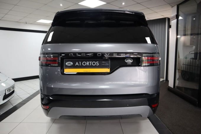 2025 Land Rover Discovery