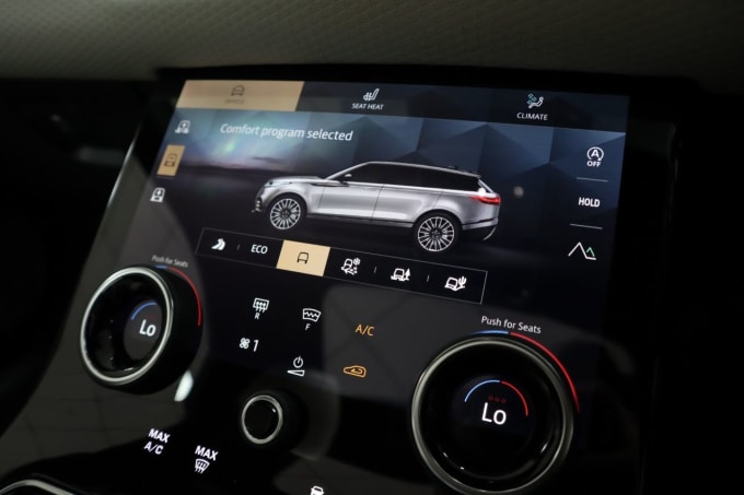 2025 Land Rover Range Rover Velar