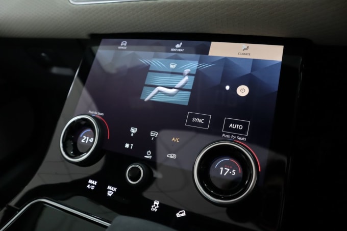2025 Land Rover Range Rover Velar