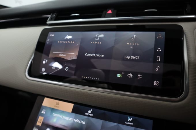2025 Land Rover Range Rover Velar