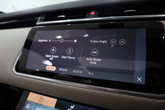 2025 Land Rover Range Rover Velar