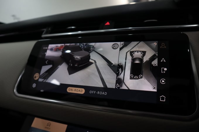 2025 Land Rover Range Rover Velar