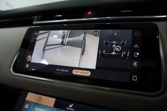2025 Land Rover Range Rover Velar