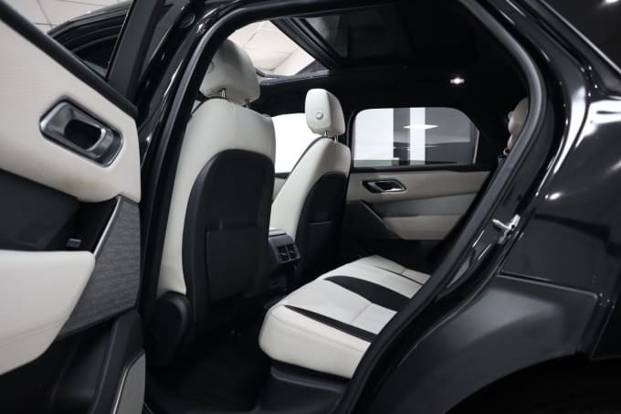 2025 Land Rover Range Rover Velar