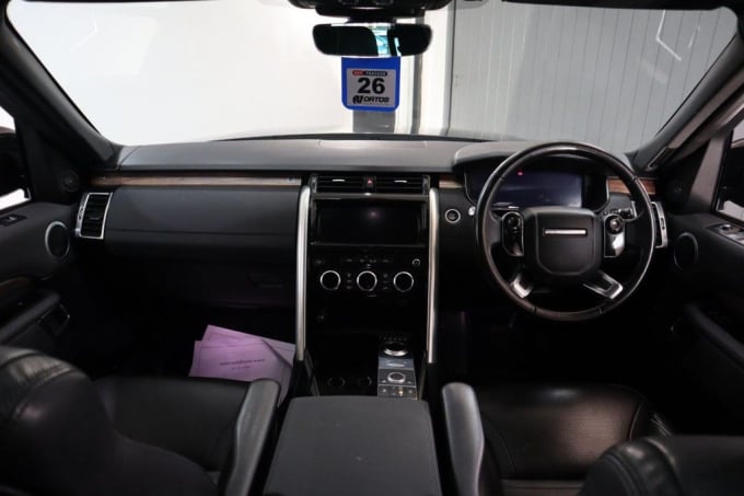 2025 Land Rover Discovery