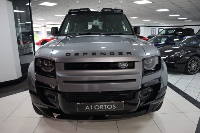 2025 Land Rover Defender