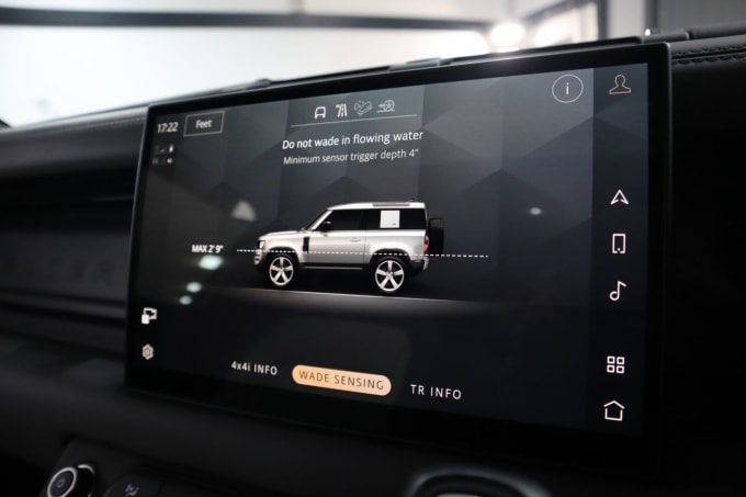 2025 Land Rover Defender