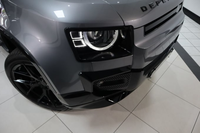 2025 Land Rover Defender