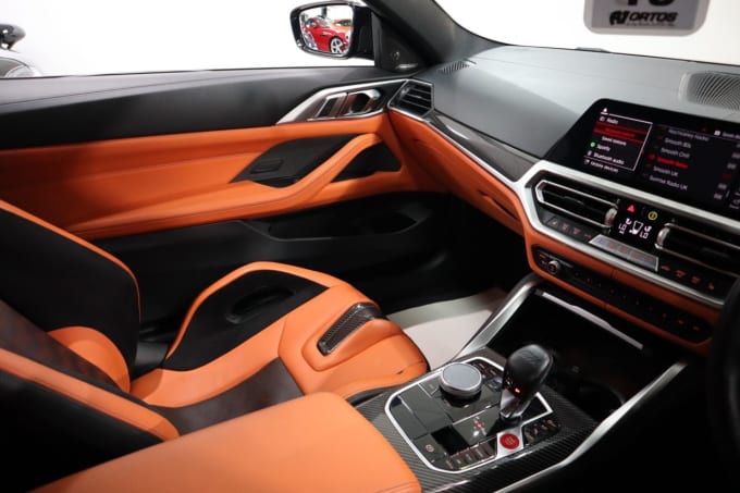 2025 BMW M4