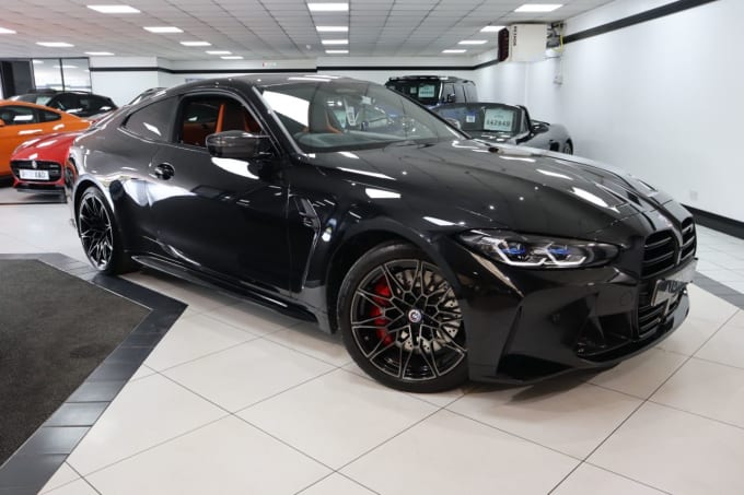 2025 BMW M4