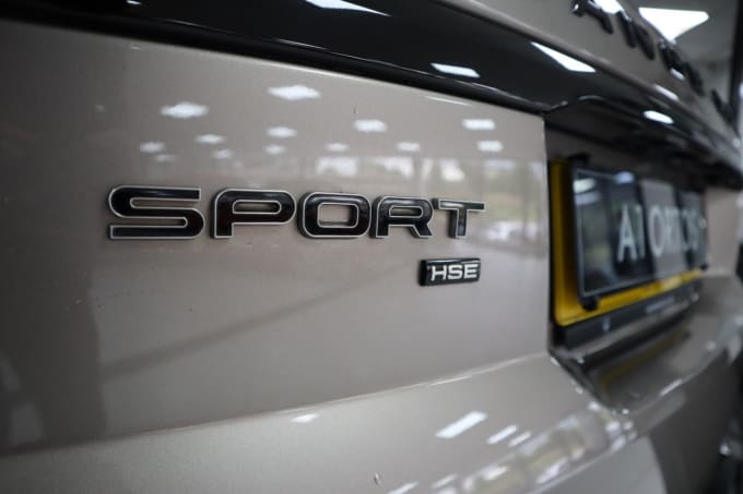 2025 Land Rover Range Rover Sport