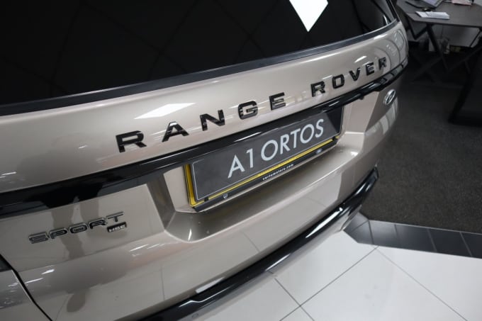 2025 Land Rover Range Rover Sport