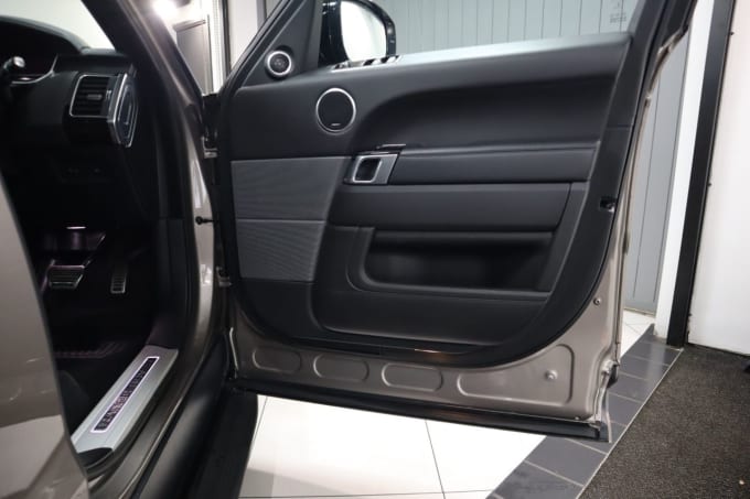 2025 Land Rover Range Rover Sport