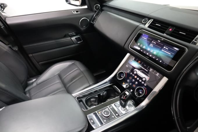 2025 Land Rover Range Rover Sport