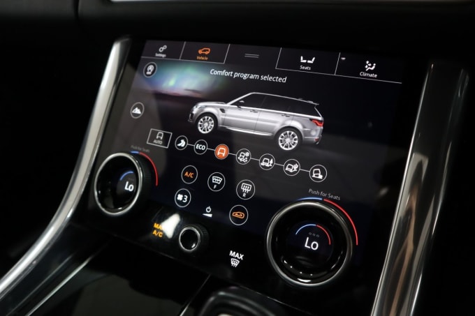 2025 Land Rover Range Rover Sport