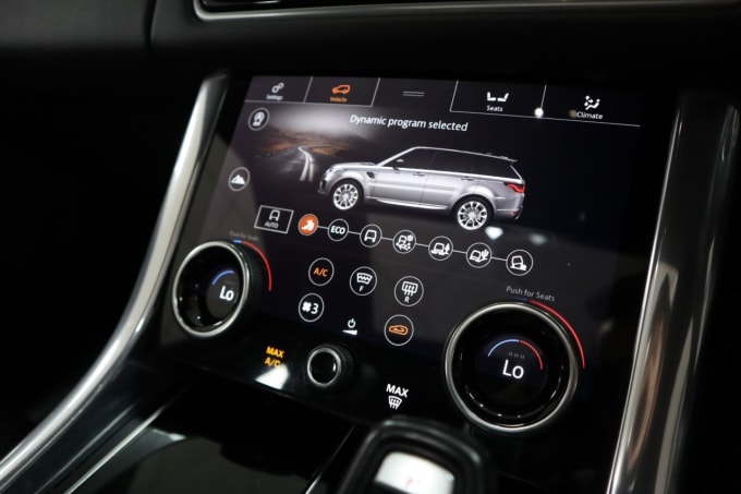 2025 Land Rover Range Rover Sport
