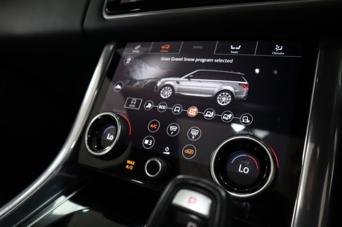 2025 Land Rover Range Rover Sport