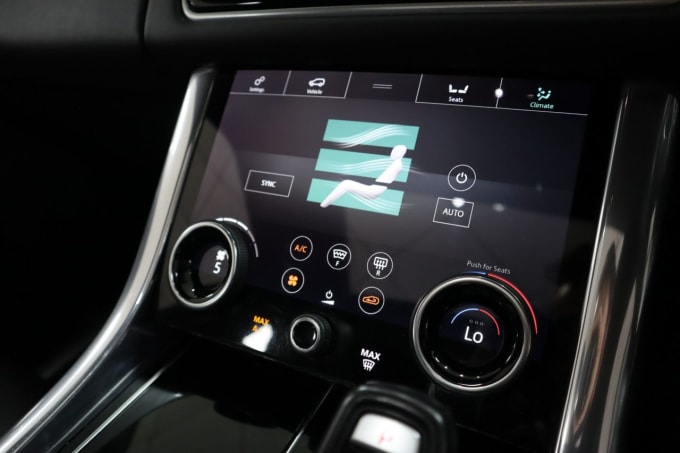2025 Land Rover Range Rover Sport