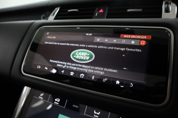 2025 Land Rover Range Rover Sport