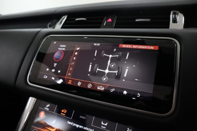 2025 Land Rover Range Rover Sport