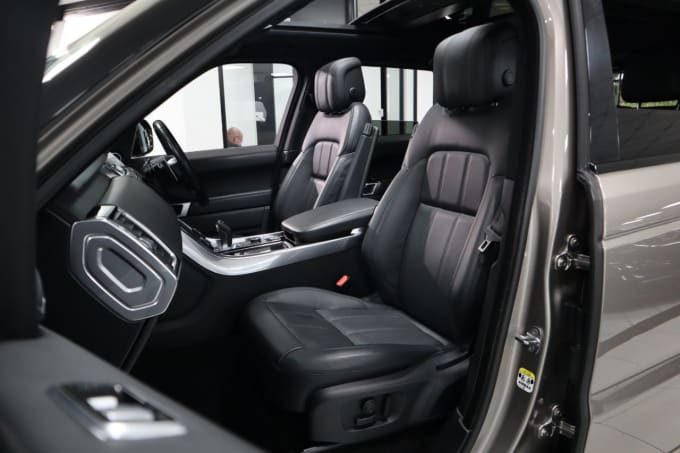 2025 Land Rover Range Rover Sport