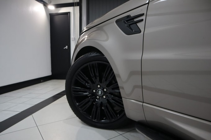 2025 Land Rover Range Rover Sport