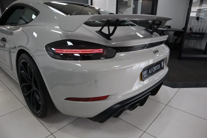 2025 Porsche 718 Cayman