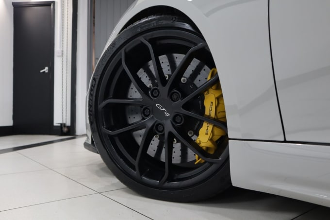 2025 Porsche 718 Cayman