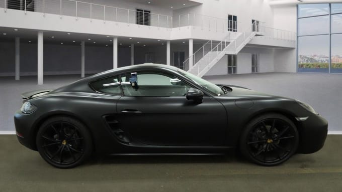 2025 Porsche 718 Cayman