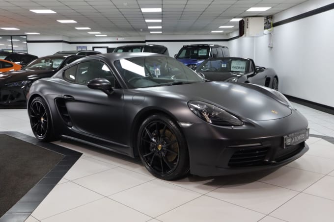 2025 Porsche 718 Cayman
