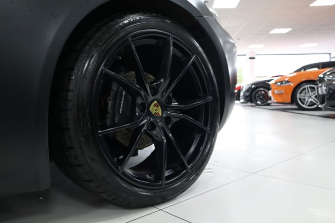 2025 Porsche 718 Cayman