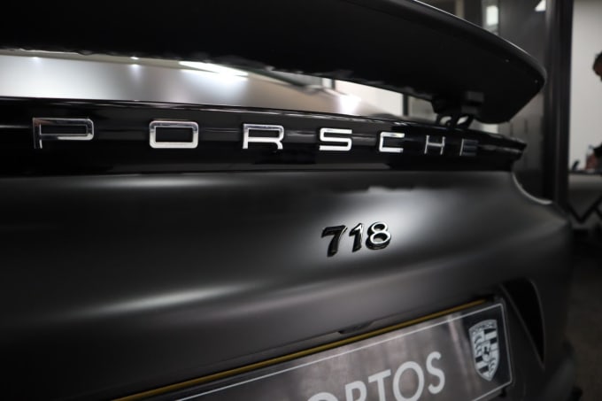 2025 Porsche 718 Cayman