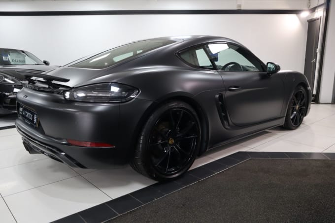 2025 Porsche 718 Cayman