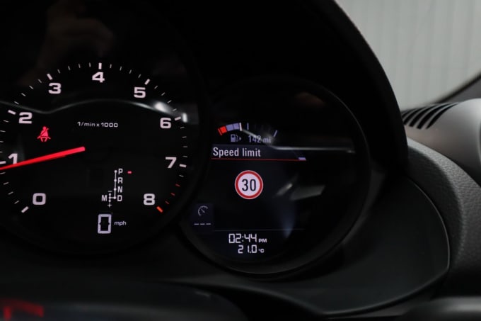 2025 Porsche 718 Cayman