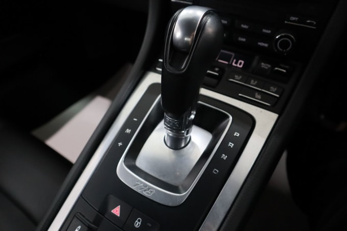 2025 Porsche 718 Cayman