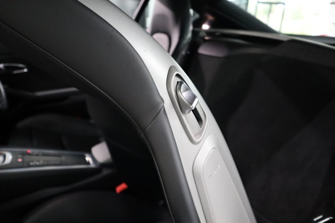 2025 Porsche 718 Cayman