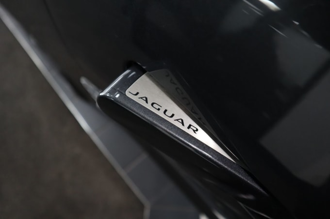 2025 Jaguar F-type