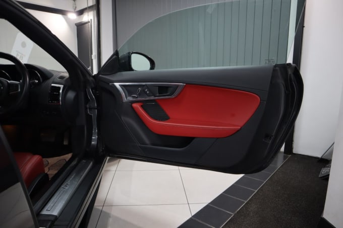 2025 Jaguar F-type