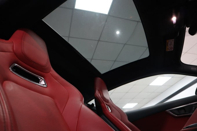 2025 Jaguar F-type