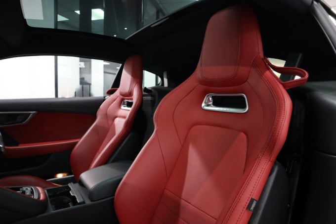 2025 Jaguar F-type
