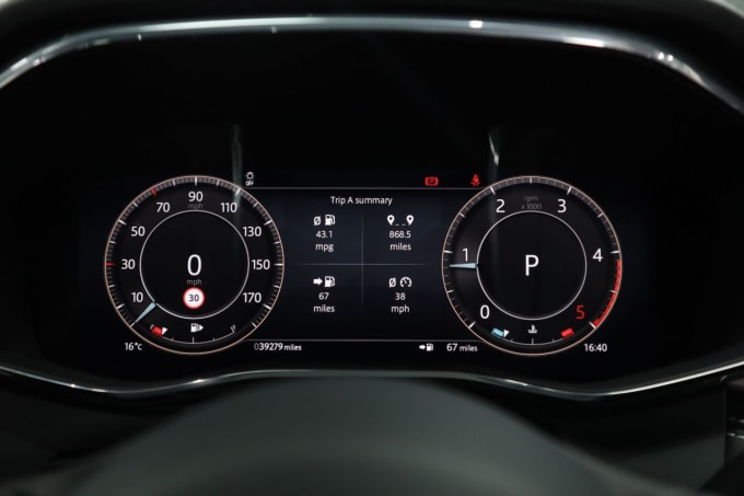 2025 Jaguar F-pace