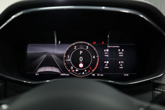2025 Jaguar F-pace