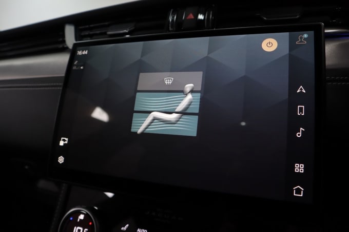2025 Jaguar F-pace