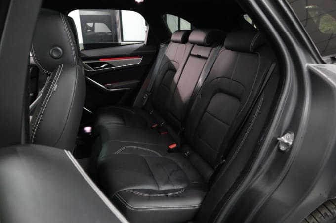 2025 Jaguar F-pace